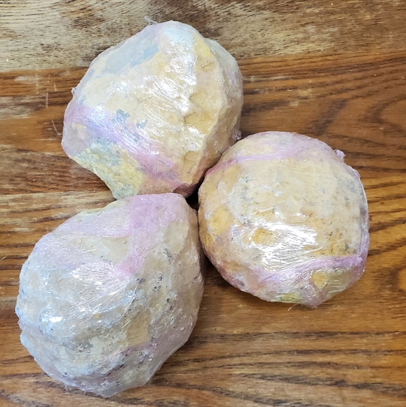 Break Your Own Geode, One Medium Geode - Picture 3 of 5